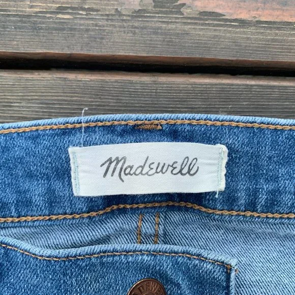 Madewell Ladies size 30 (sz 9-10) 4 Button Skinny Denim Jeans - Picture 5 of 9